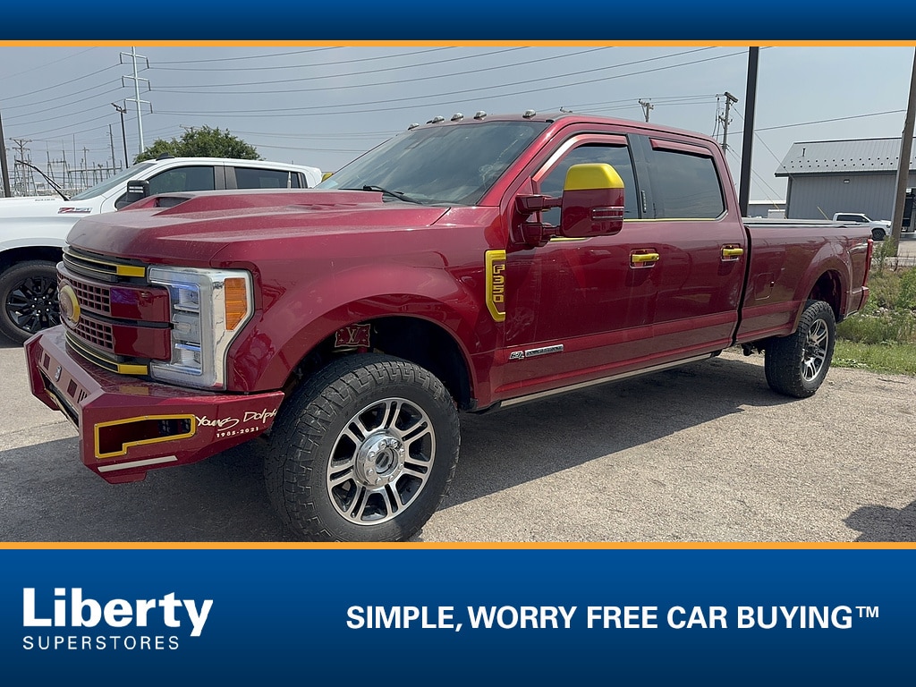 Used 2017 Ford Super Duty F-350 SRW Platinum Truck Crew Cab