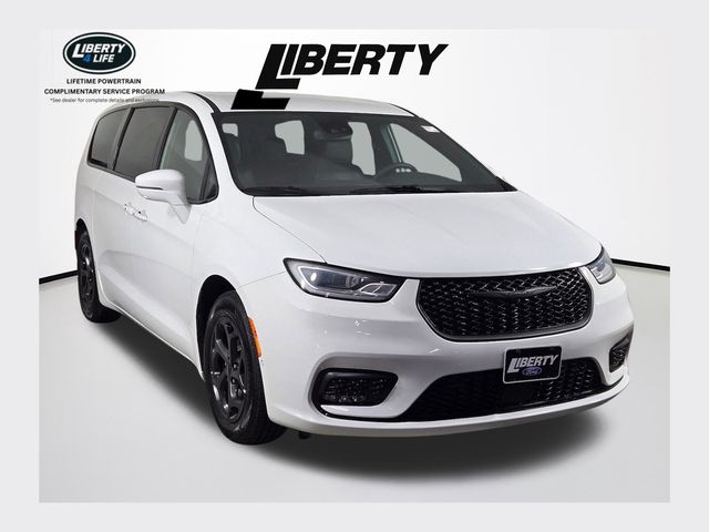 2022 Chrysler Pacifica Hybrid