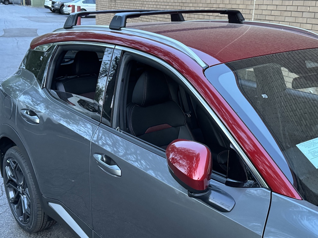 New 2026 Nissan Kicks SR SUV