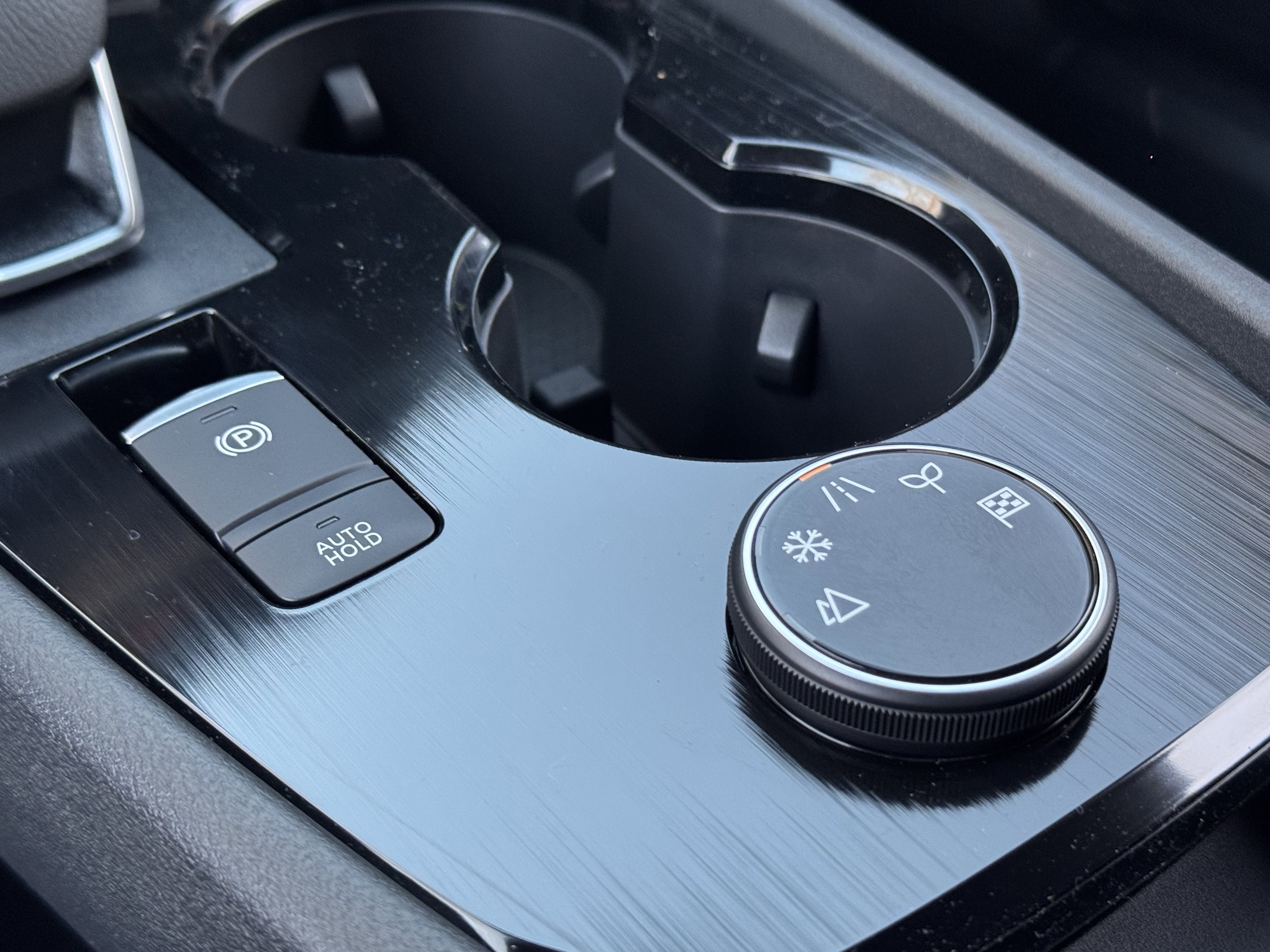2026 Nissan Rogue SV - Photo 28
