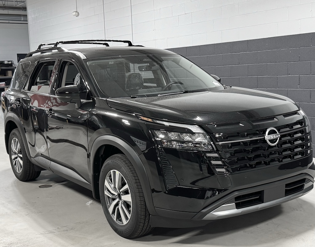 New 2026 Nissan Pathfinder SL SUV