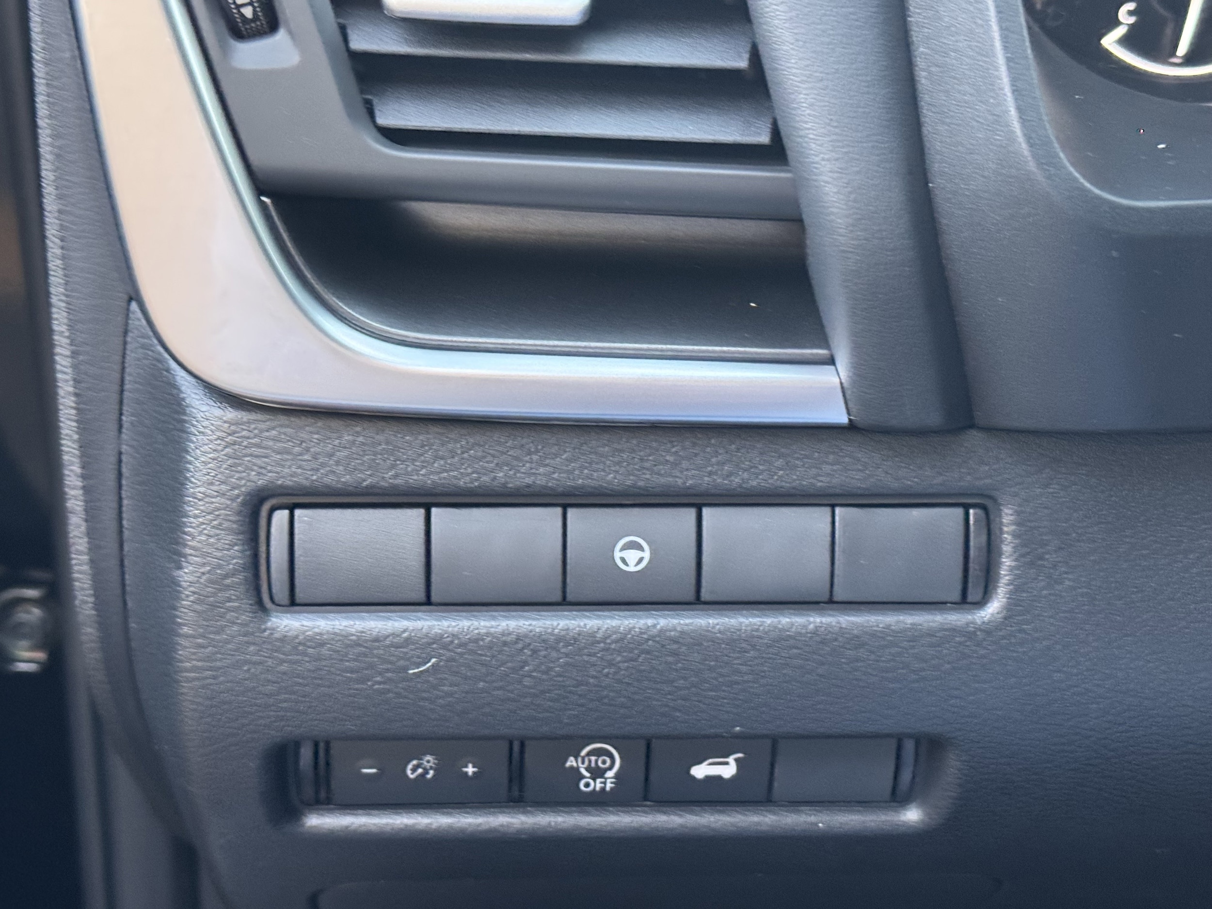 2026 Nissan Rogue SV - Photo 24