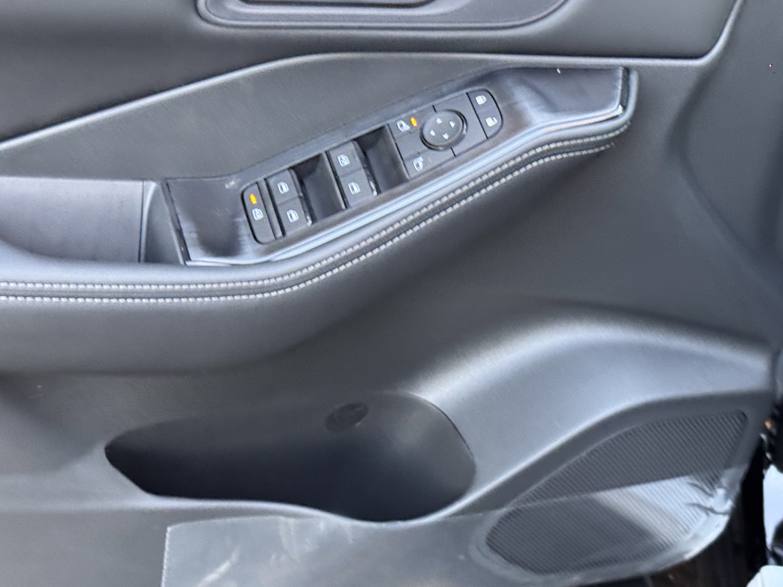 2026 Nissan Rogue SV - Photo 21