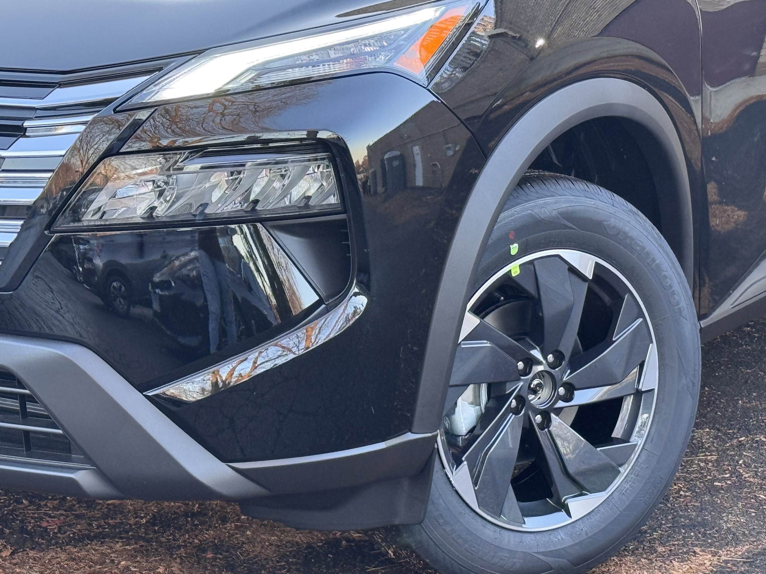 2026 Nissan Rogue SV - Photo 31