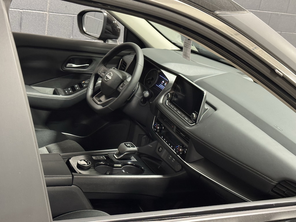 New 2026 Nissan Rogue SV SUV