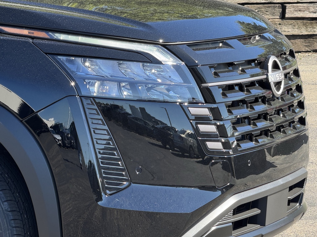 New 2026 Nissan Pathfinder SV SUV