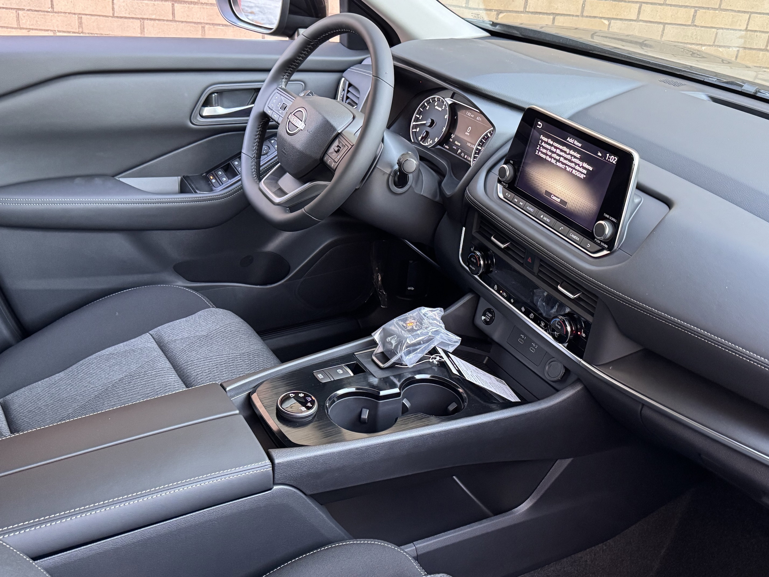 2026 Nissan Rogue SV - Photo 11