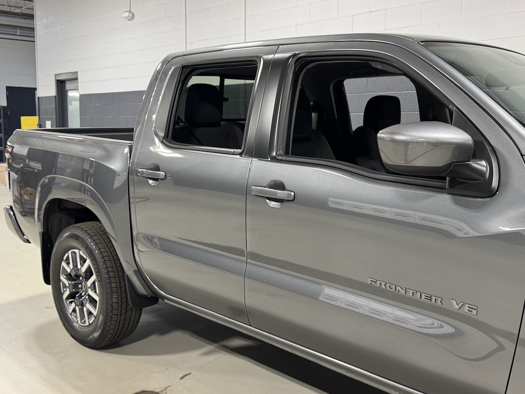 New 2027 Nissan Frontier SV Truck Crew Cab