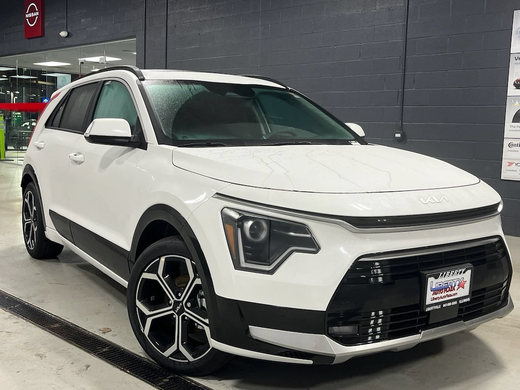 Used 2025 Kia Niro EX Touring SUV