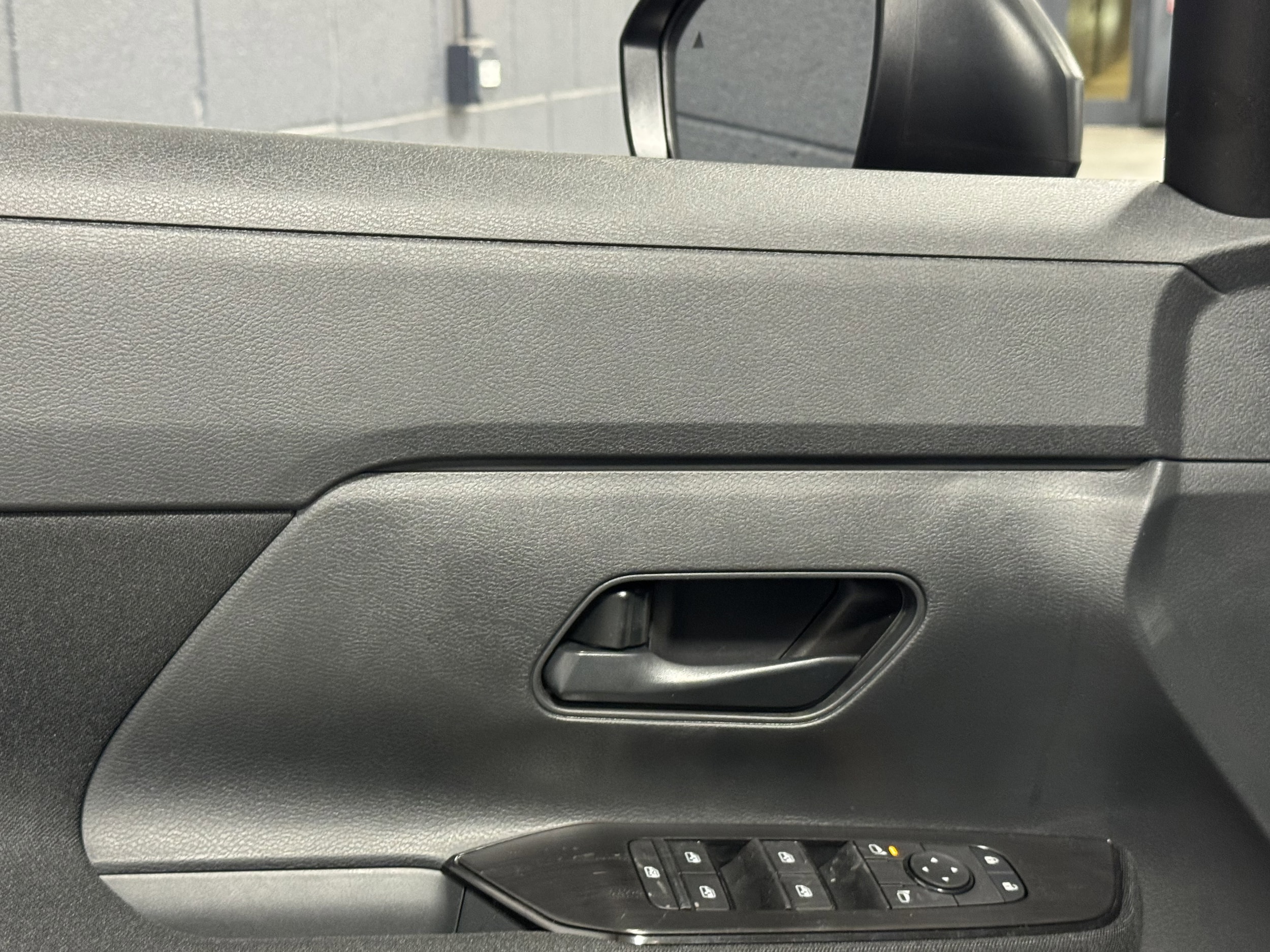 2026 Nissan KICKS S - Photo 17