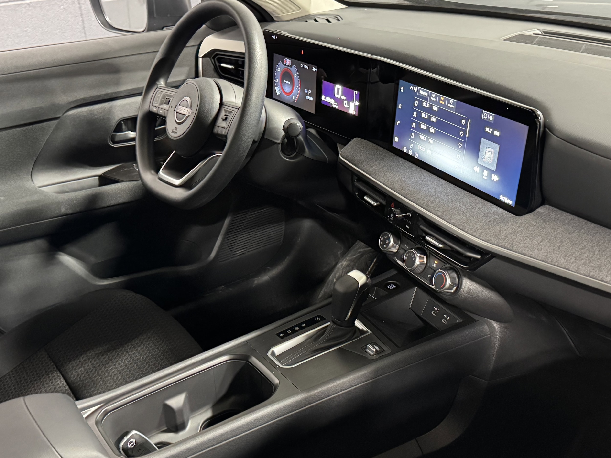 2026 Nissan KICKS S - Photo 9