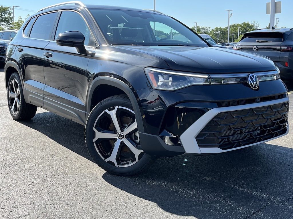 New 2026 Volkswagen Taos SEL SEL 4MOTION