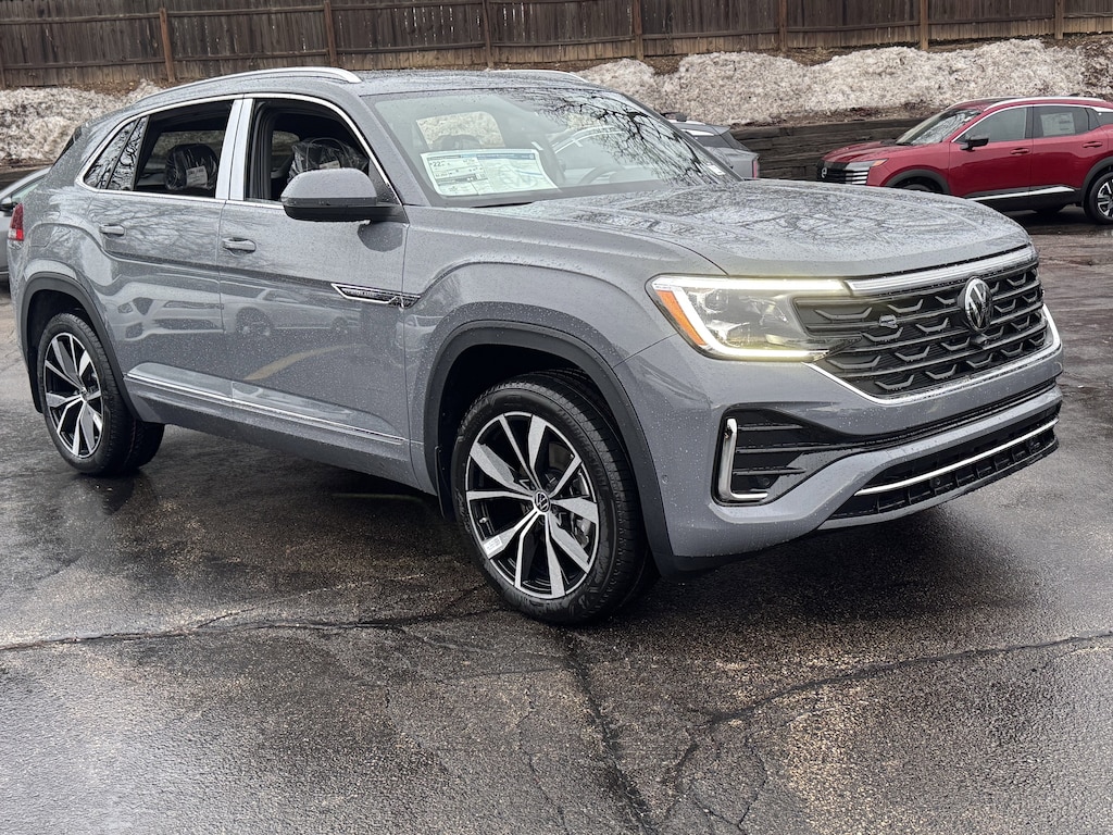 New 2026 Volkswagen Atlas Cross Sport 2.0T SEL Premium R-Line 2.0T SEL Premium R-Line 4MOTION