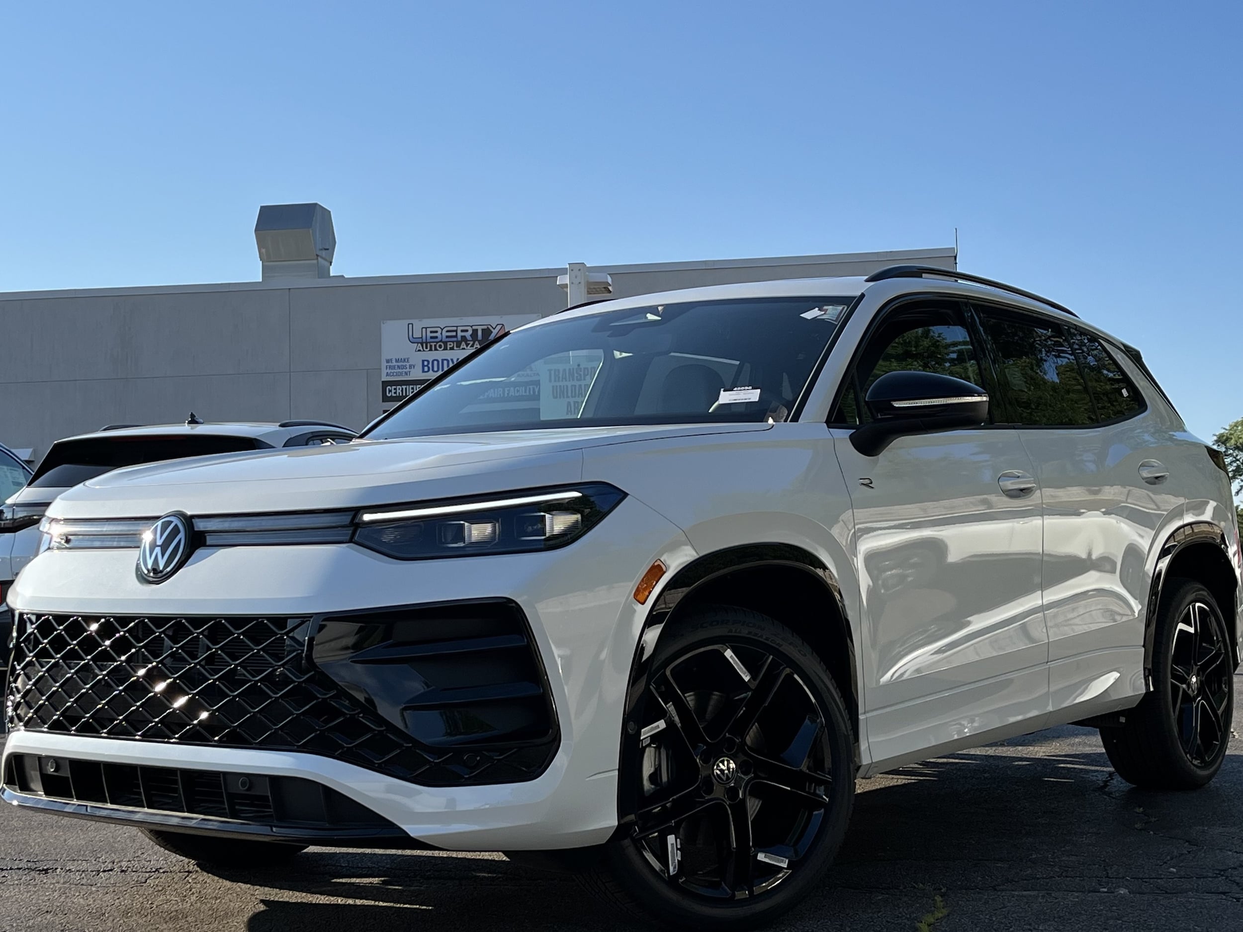 2026 Volkswagen Tiguan SE R-LINE BLACK - Photo 24