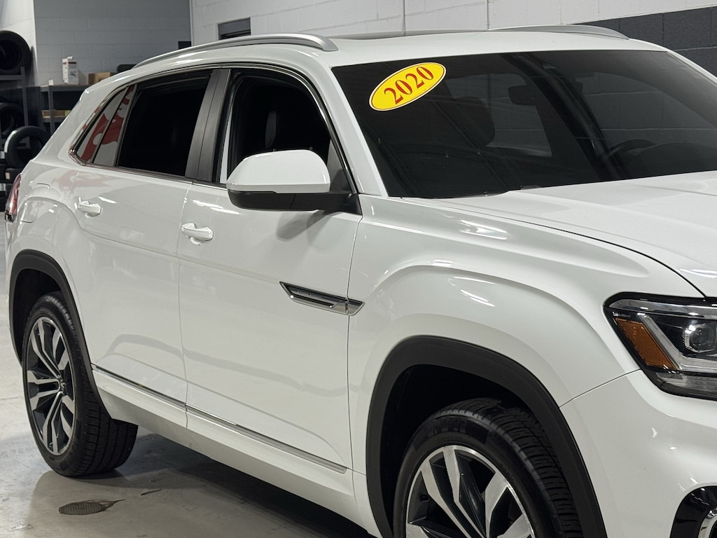 Used 2020 Volkswagen Atlas Cross Sport 3.6L V6 SEL R-Line SUV