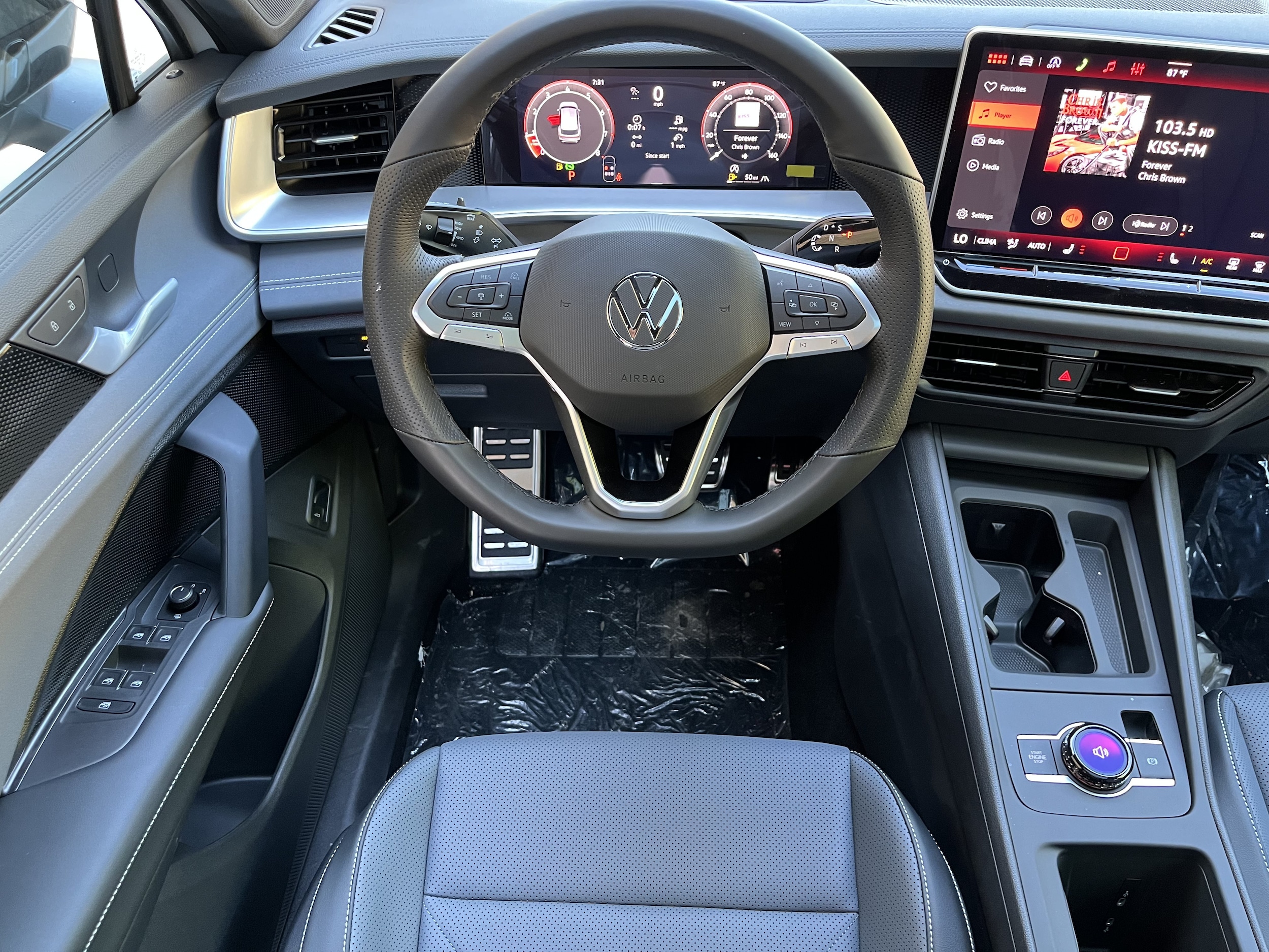 2026 Volkswagen Tiguan SE R-LINE BLACK - Photo 18