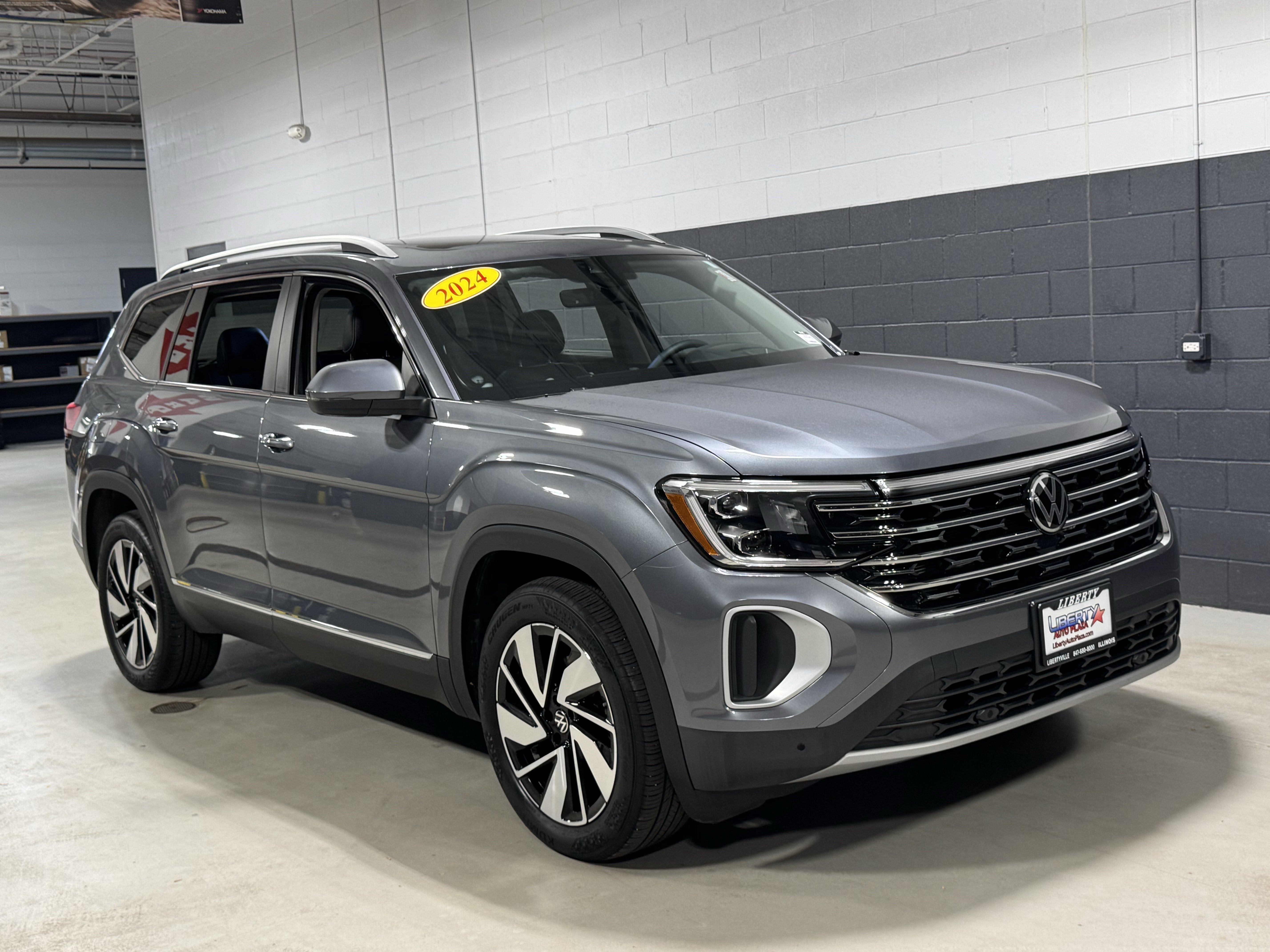 Used 2024 Volkswagen Atlas 2.0T SEL SUV