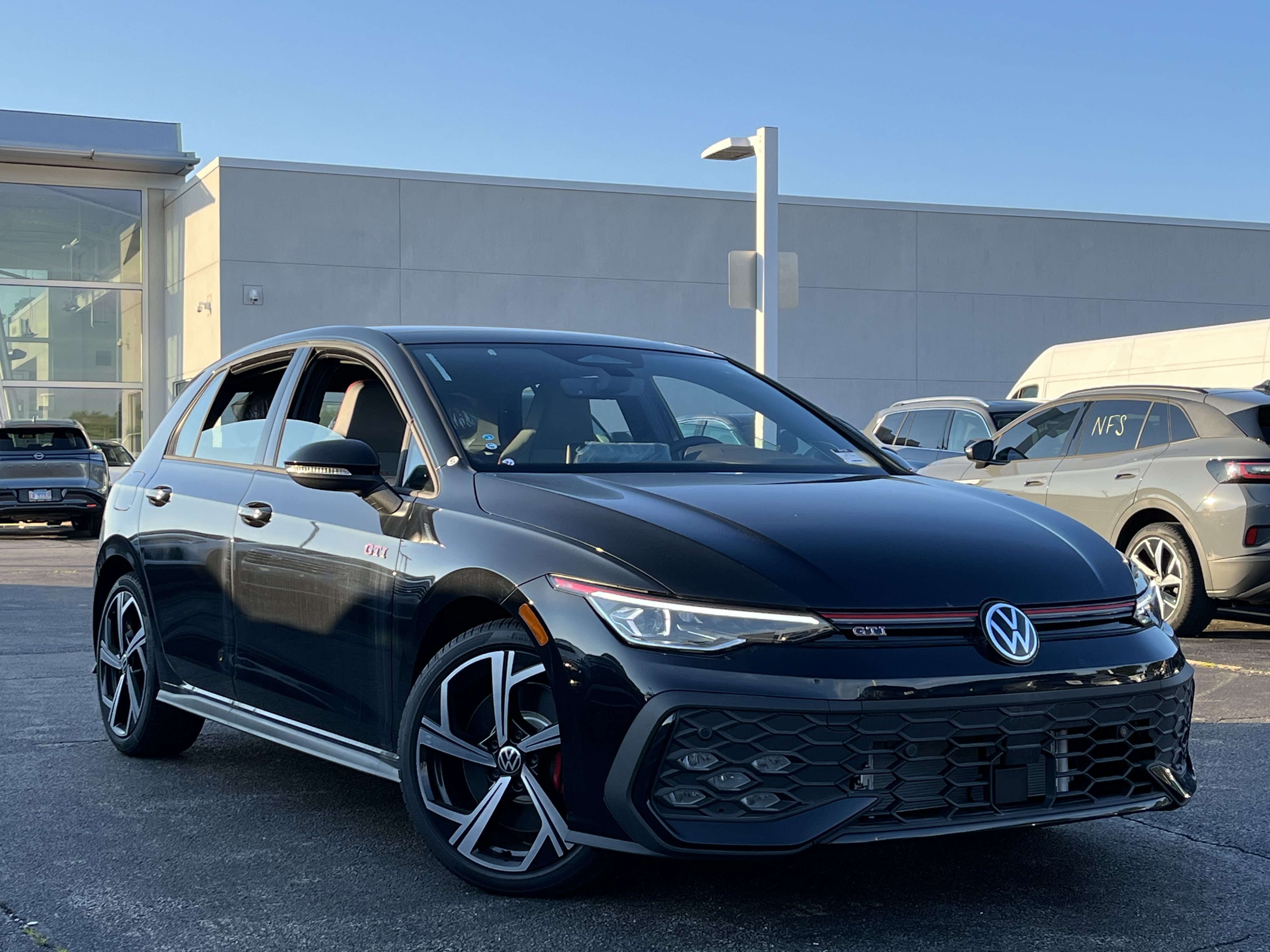 New 2026 Volkswagen Golf GTI SE 2.0T SE DSG