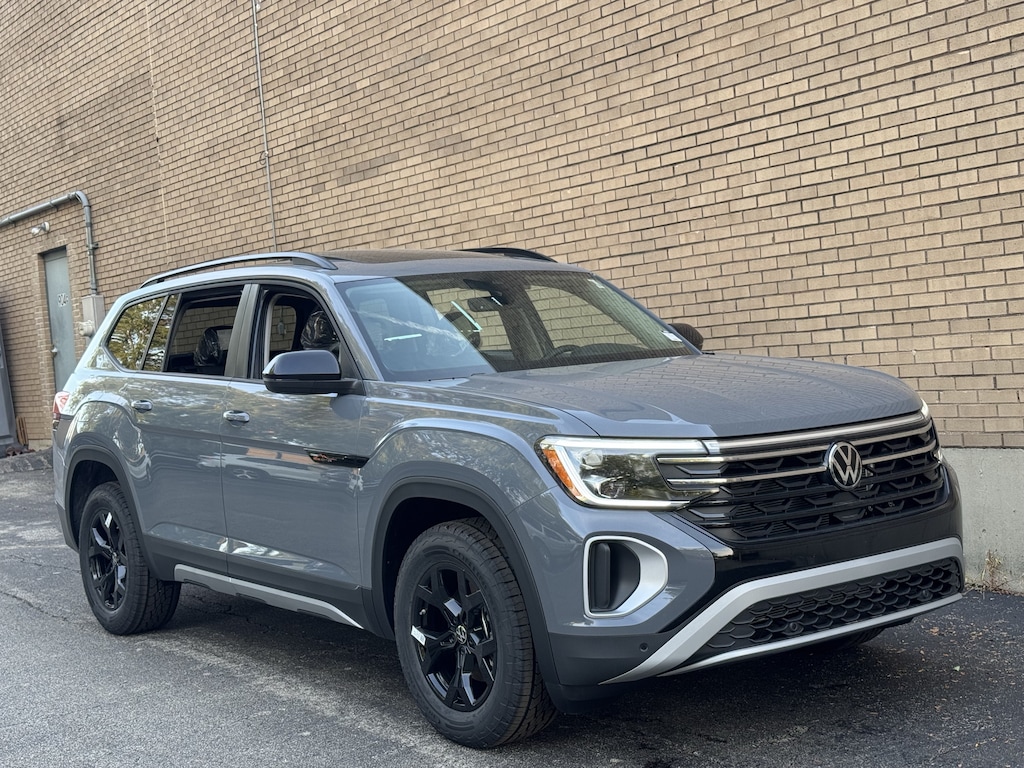 New 2026 Volkswagen Atlas 2.0T Peak Edition 2.0T Peak Edition 4MOTION