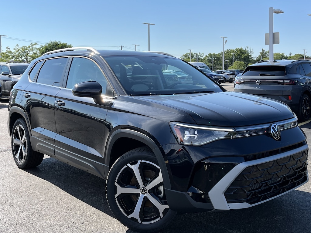 New 2026 Volkswagen Taos SEL SEL 4MOTION