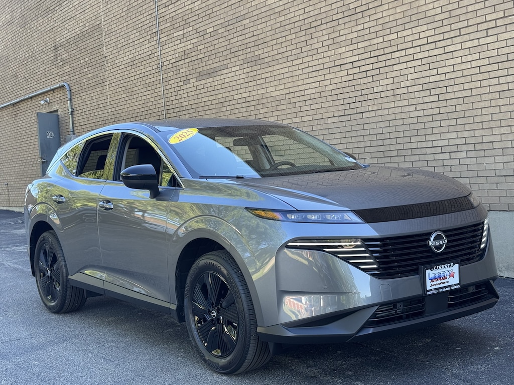 Used 2025 Nissan Murano SV SUV