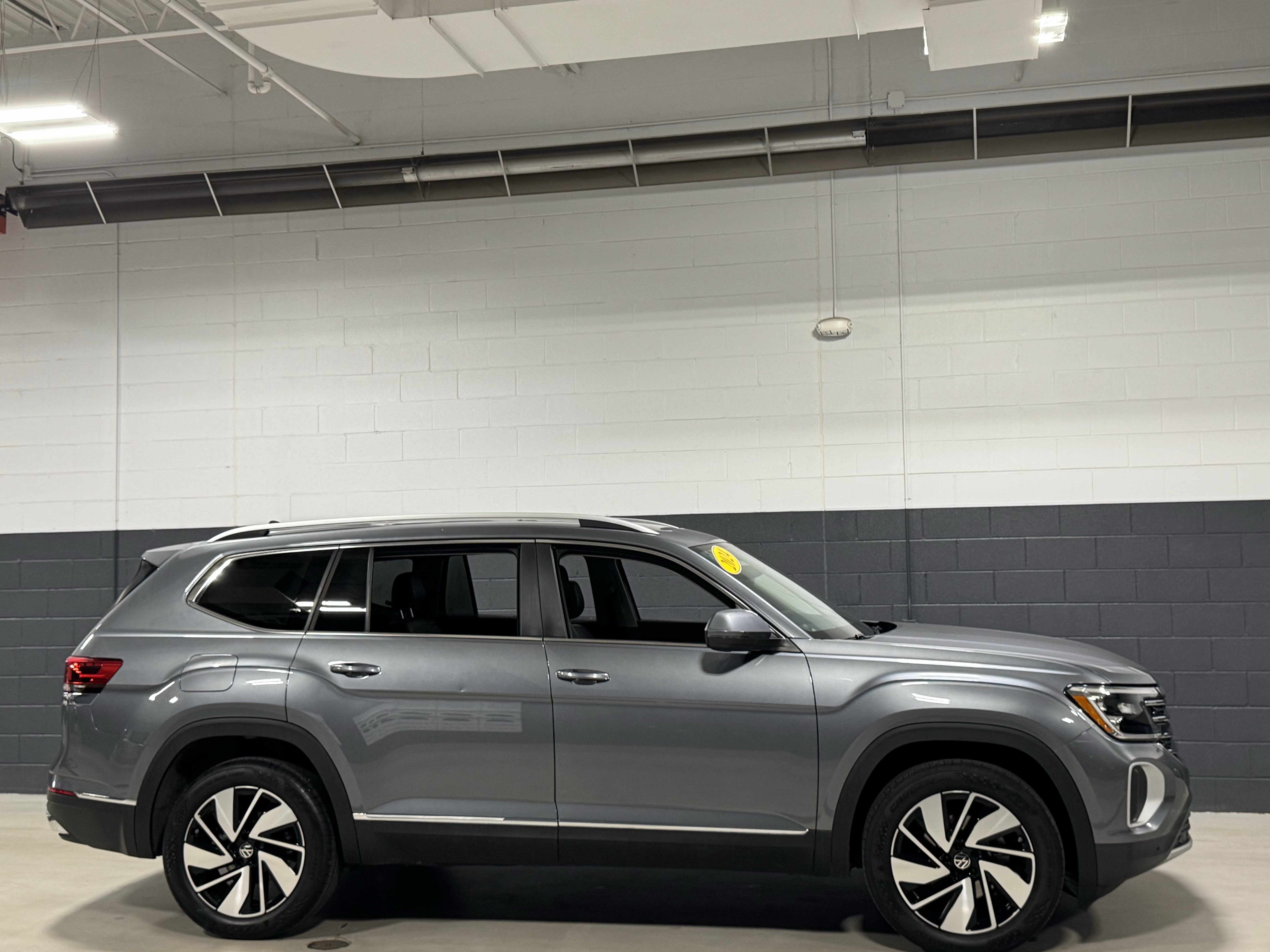 Used 2024 Volkswagen Atlas 2.0T SEL SUV