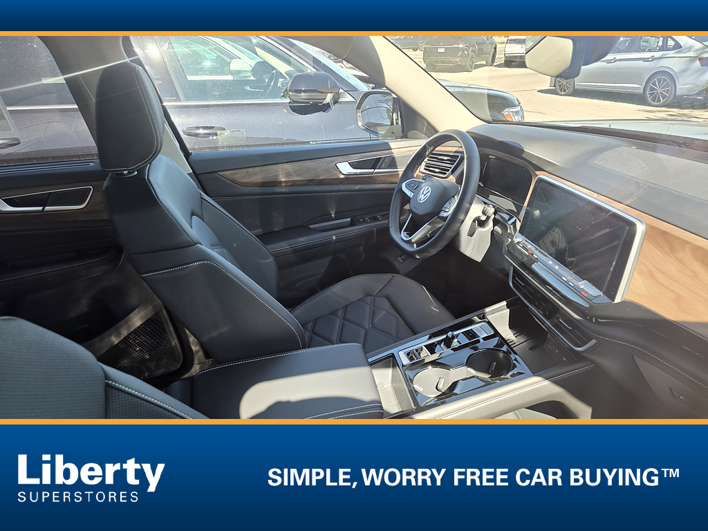 New 2026 Volkswagen Atlas SE w/Technology