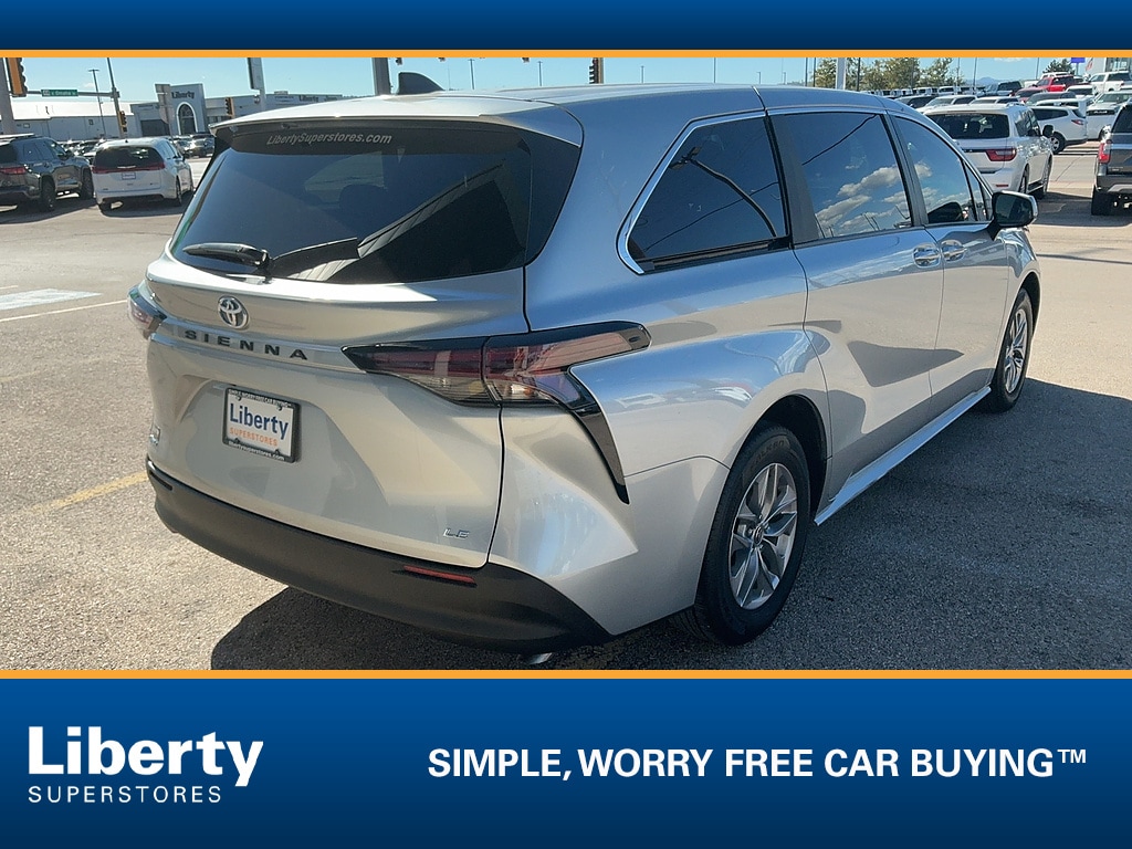 Used 2025 Toyota Sienna LE 8-Passenger