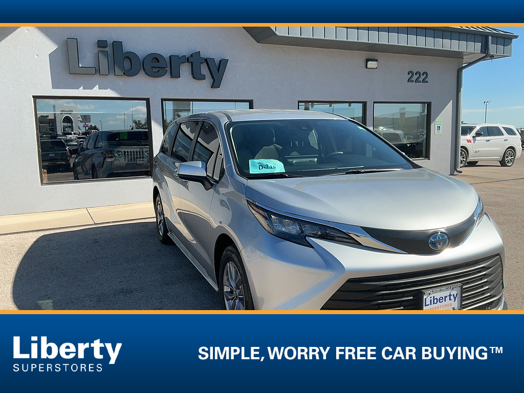 Used 2025 Toyota Sienna LE 8-Passenger