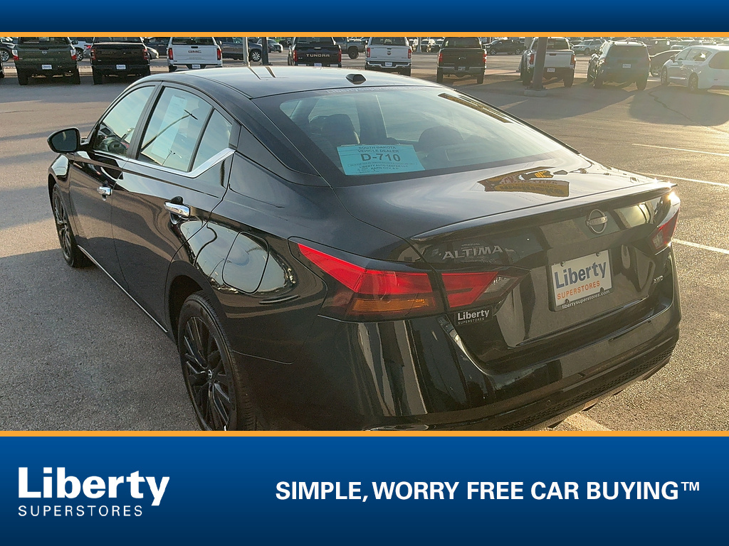 Used 2025 Nissan Altima 2.5 SV