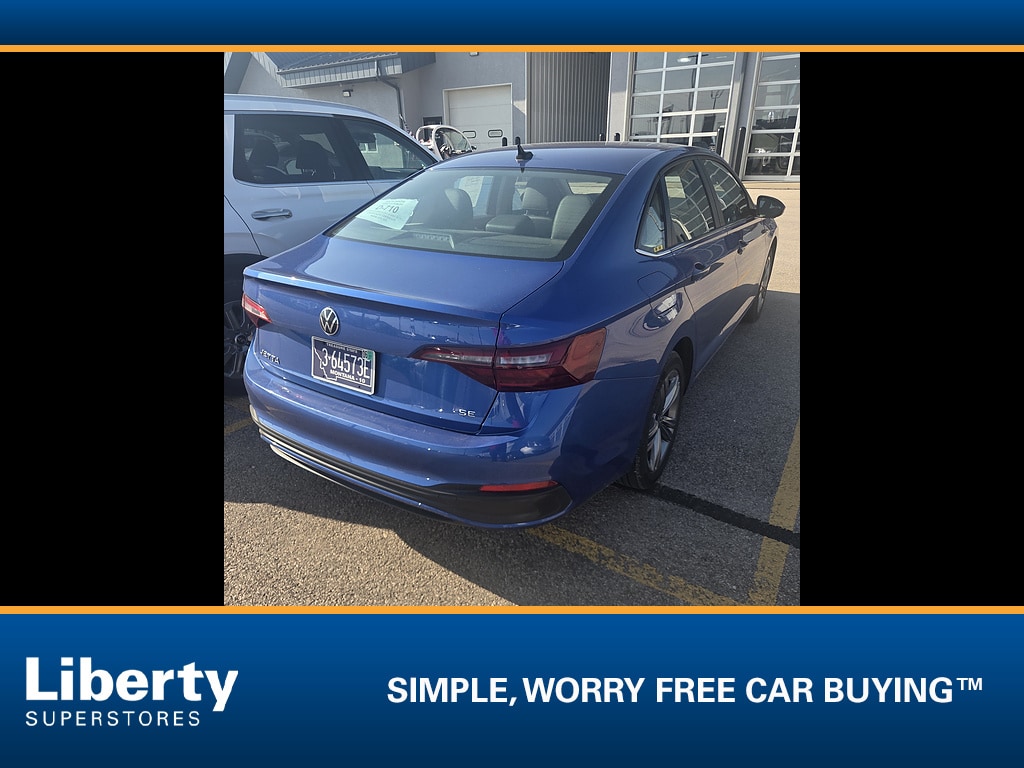Used 2024 Volkswagen Jetta SE