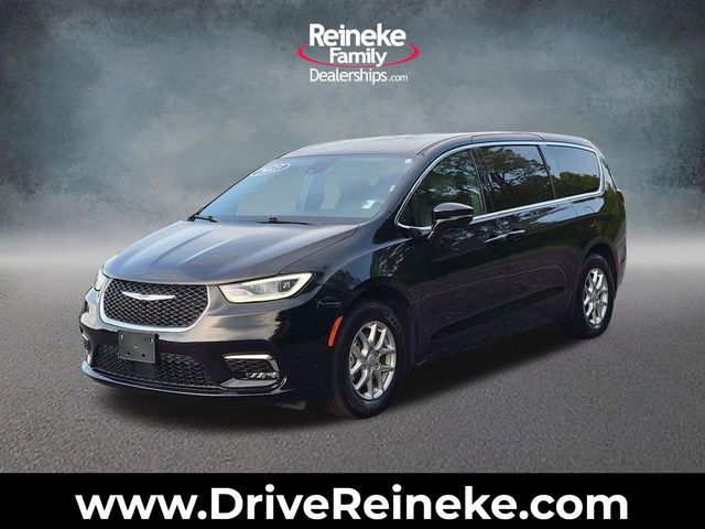2025 Chrysler Pacifica