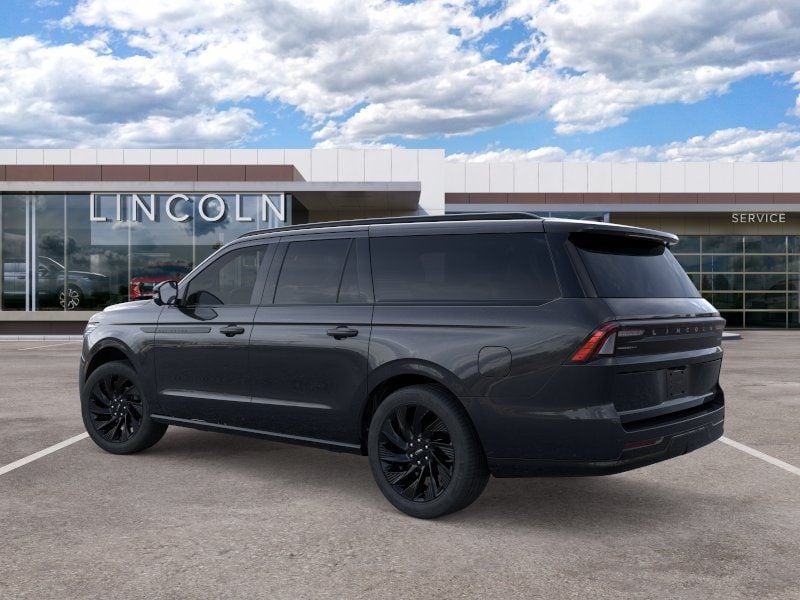 2026 Lincoln Navigator Reserve L - Photo 4