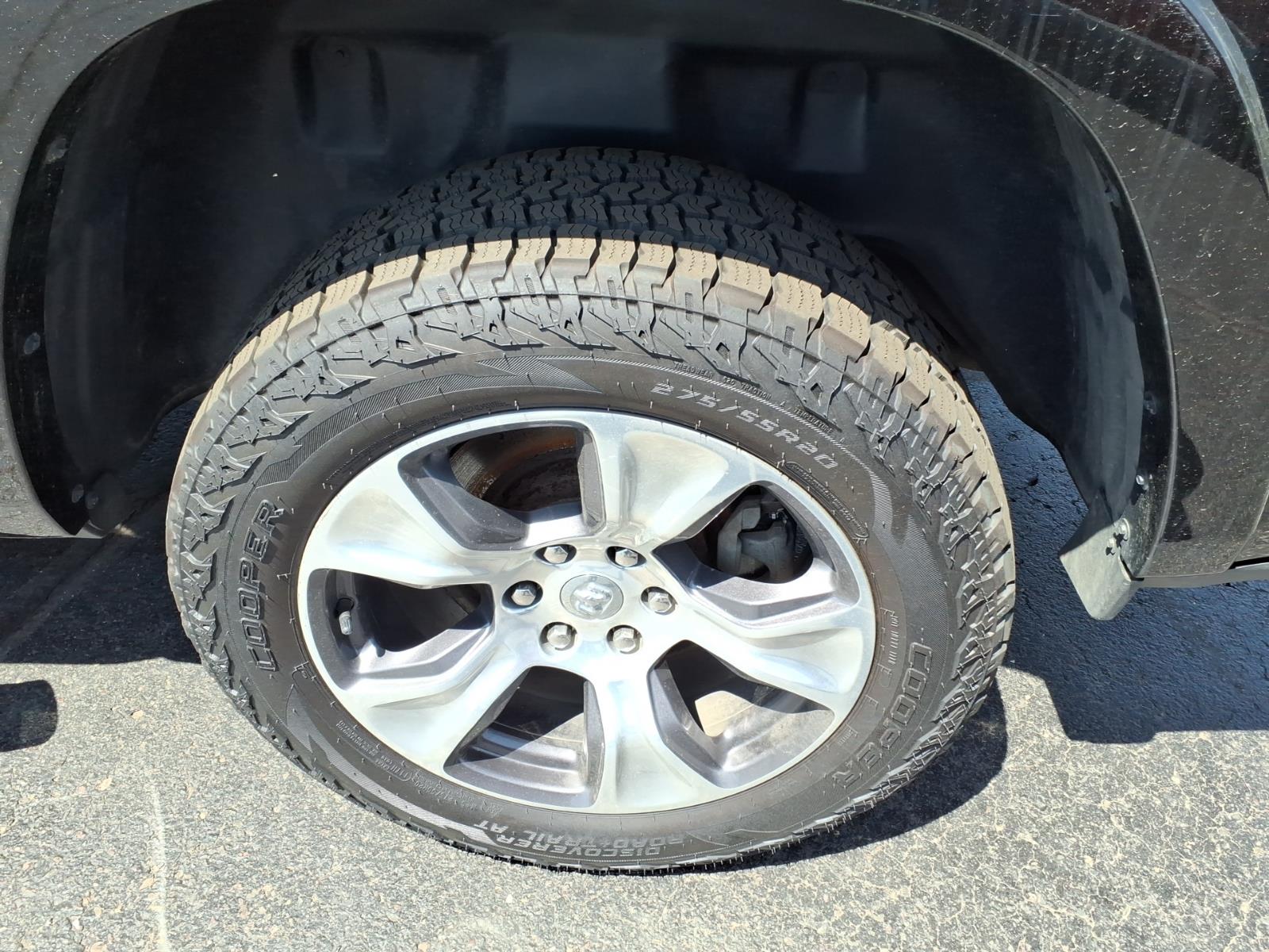 2020 RAM Ram 1500 Pickup Laramie - Photo 20