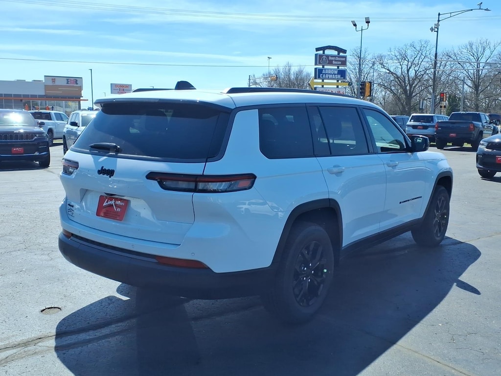 New 2026 Jeep Grand Cherokee L Altitude Sport Utility