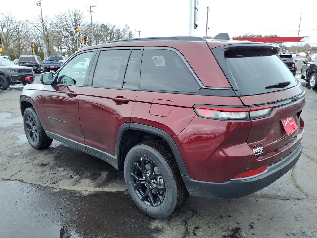New 2026 Jeep Grand Cherokee Altitude Sport Utility