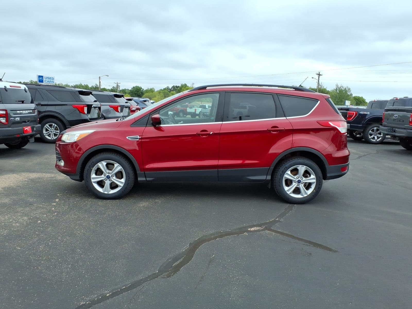 Used 2014 Ford Escape SE with VIN 1FMCU9G94EUE29504 for sale in Minong, WI
