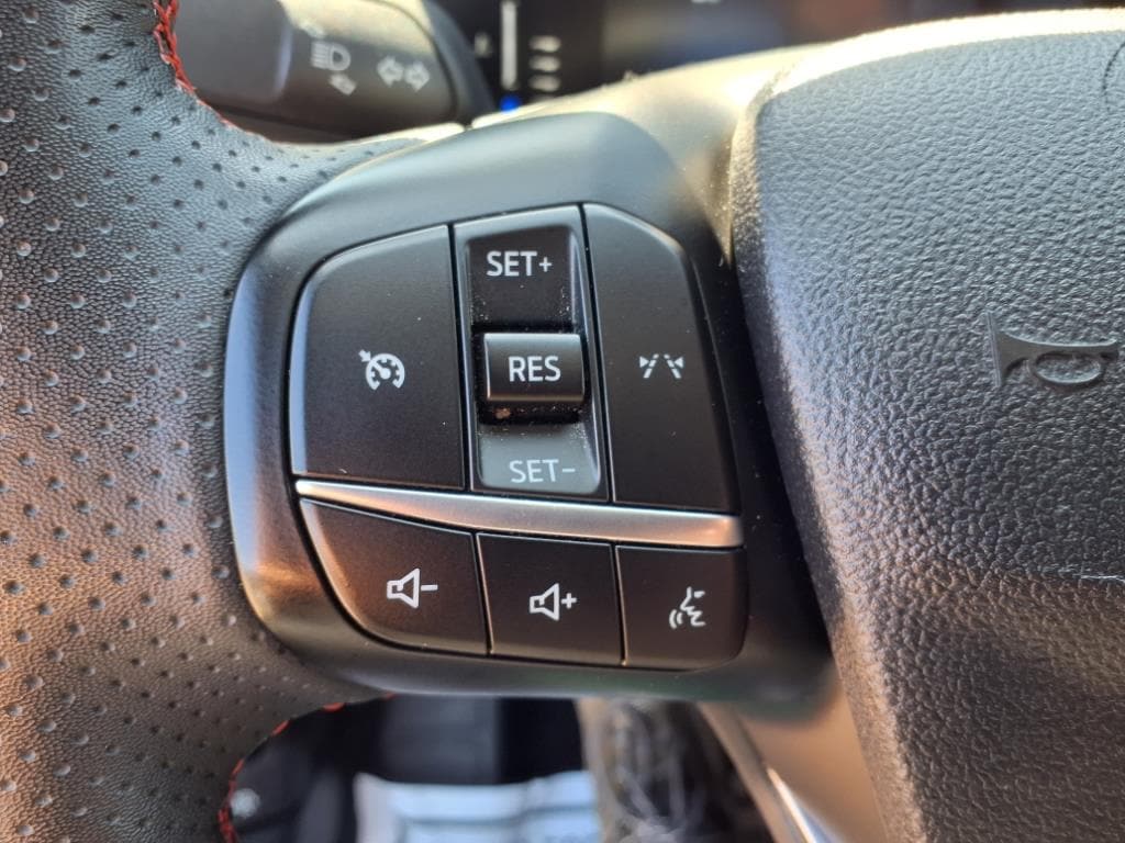 2023 Ford Escape ST-Line - Photo 17