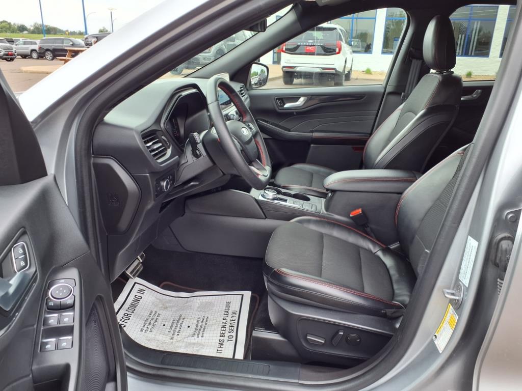 2024 Ford Escape ST-Line - Photo 10