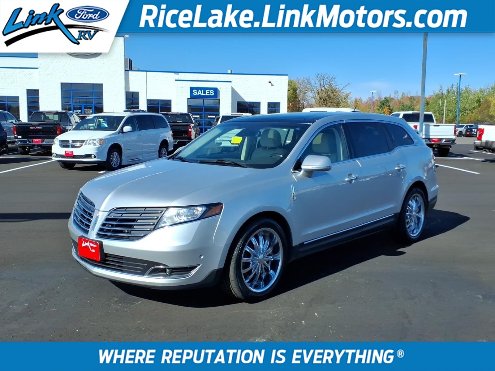2017 Lincoln MKT EcoBoost