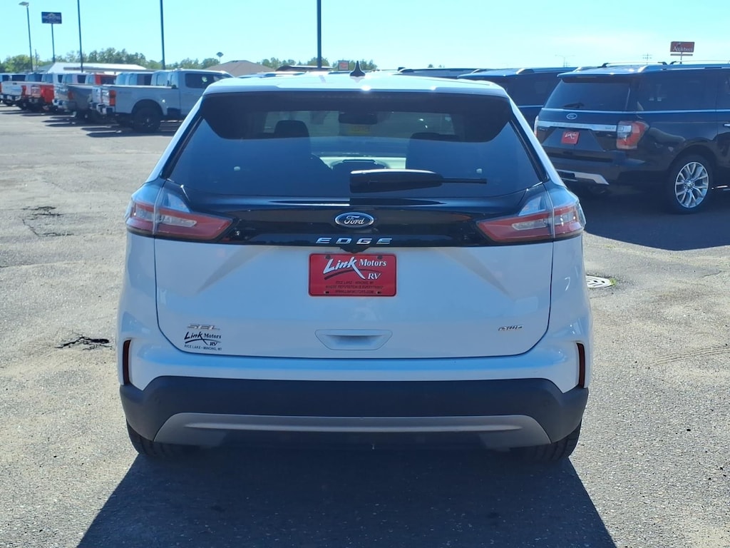 Used 2024 Ford Edge SEL SUV