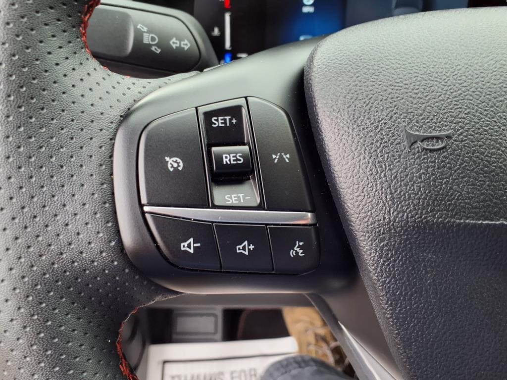 2024 Ford Escape ST-Line - Photo 17