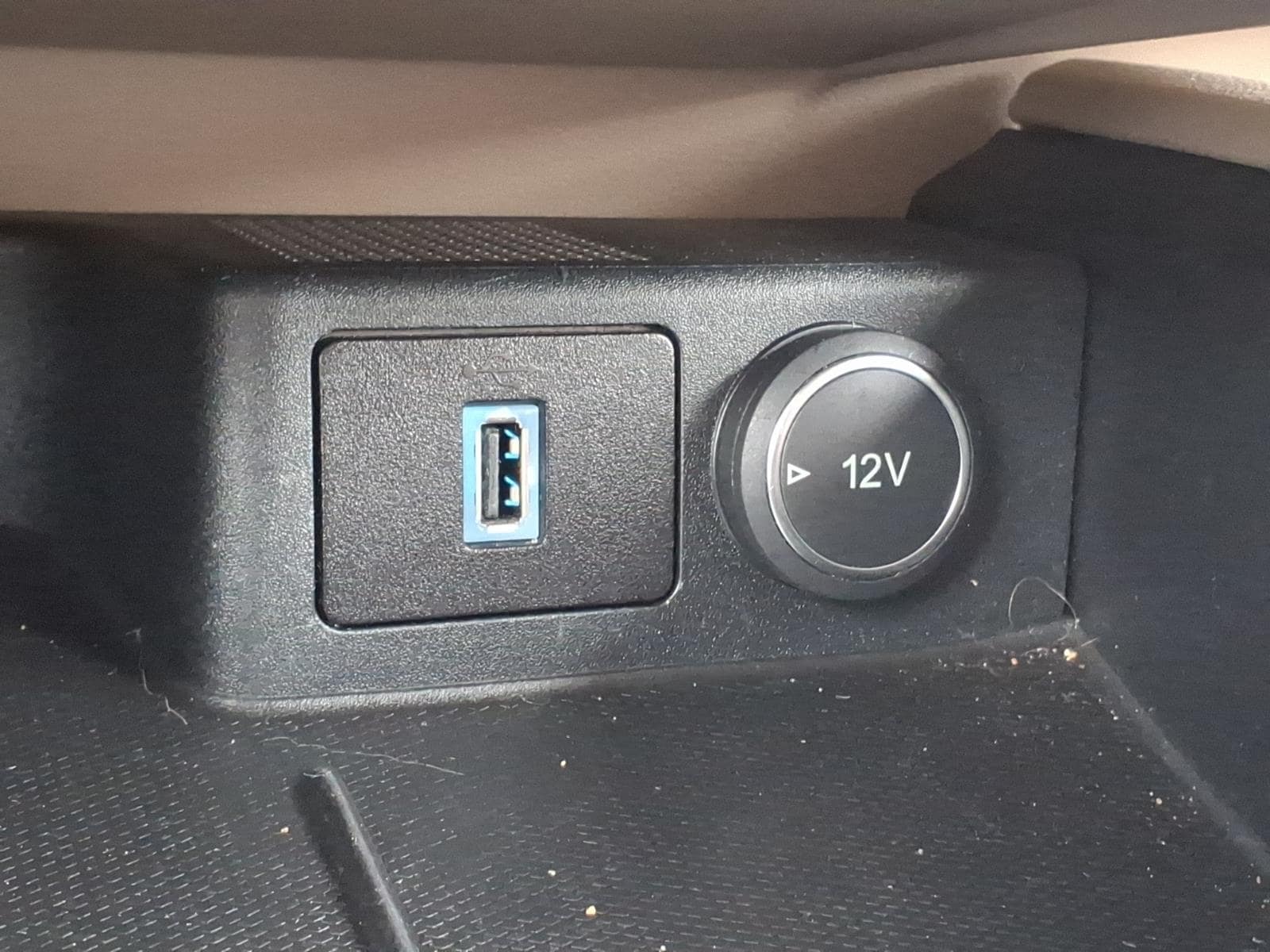 2020 Ford Escape Titanium - Photo 16