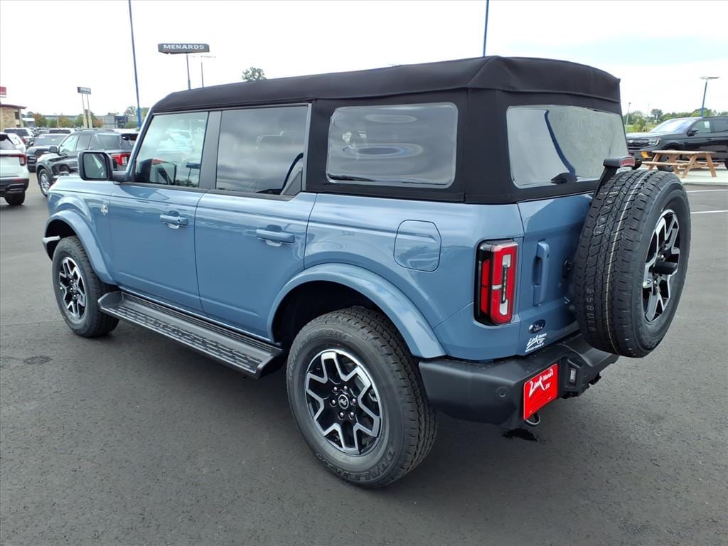 New 2025 Ford Bronco Outer Banks SUV