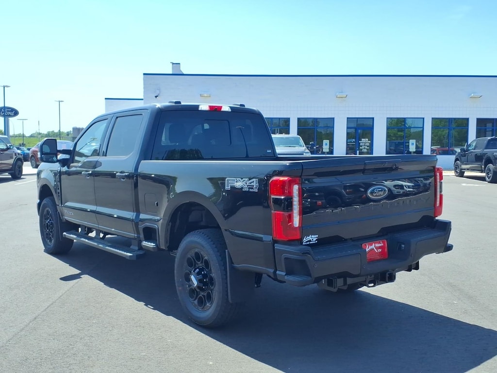 New 2026 Ford F-250SD Lariat Truck
