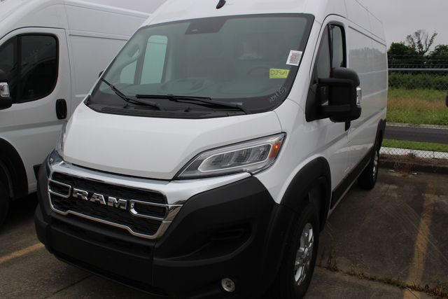 2026 RAM ProMaster Cargo Van SLT