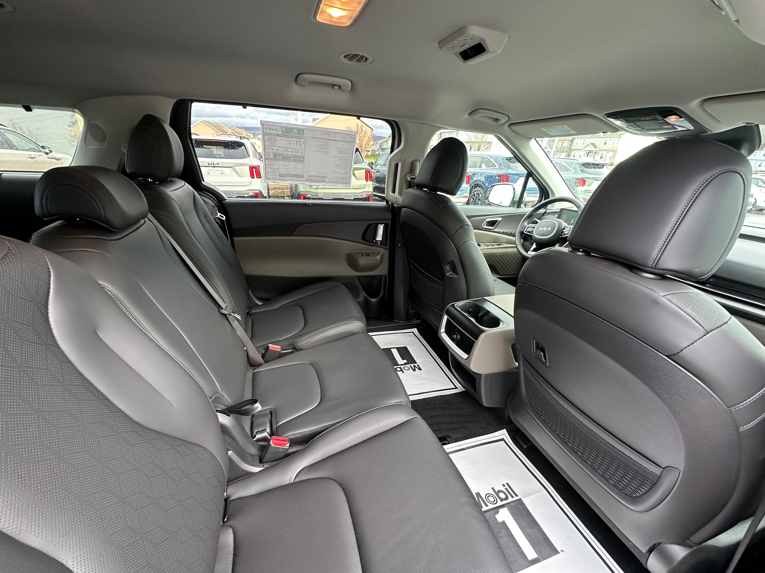 2026 Kia Carnival EX - Photo 16