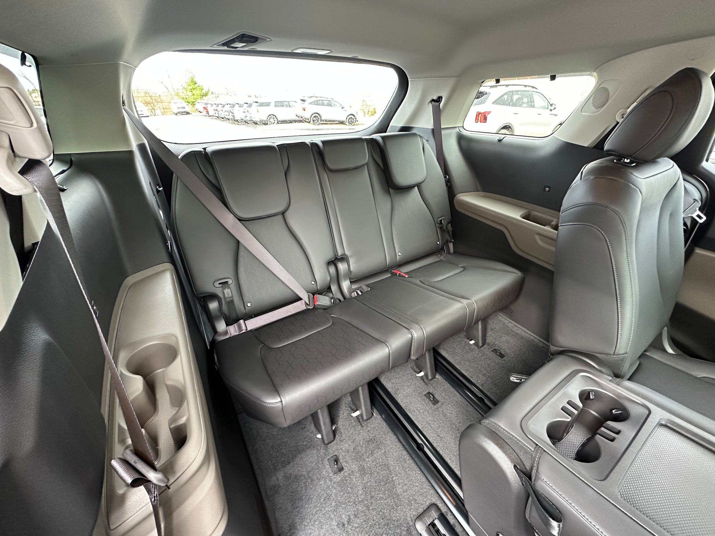 2026 Kia Carnival EX - Photo 22