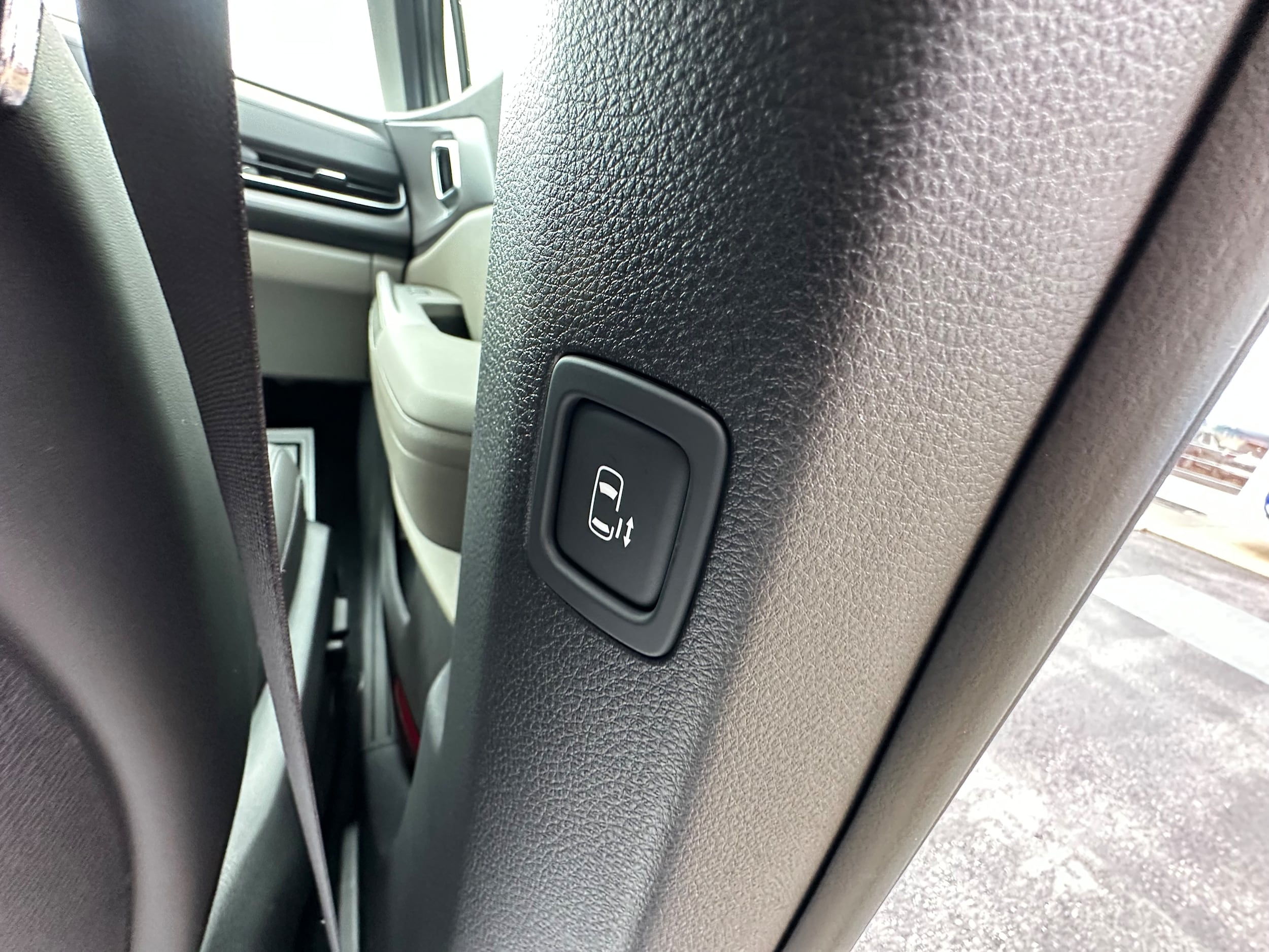 2026 Kia Carnival EX - Photo 21