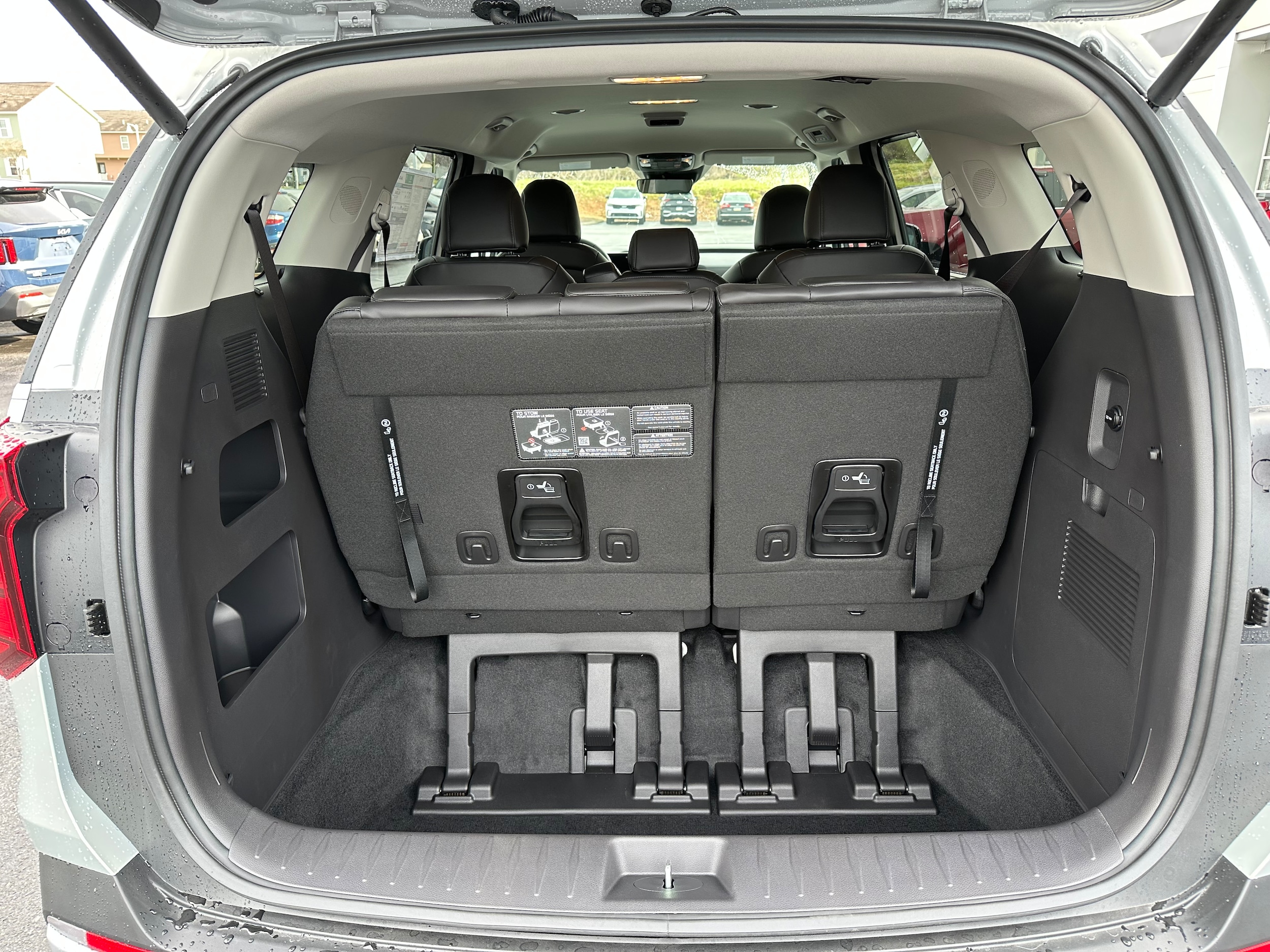 2026 Kia Carnival EX - Photo 10